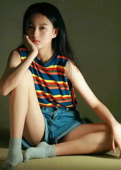 潦草影院动漫放送热血动画墨色少年海报